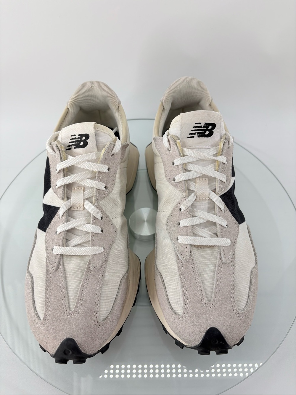New Balance 327 Sea Salt White Black Sneakers Womens Size 8 Casual Shoes - Picture 4 of 13